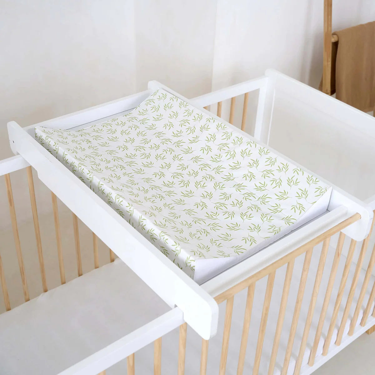 Leaf Anti-Roll Wedge Baby Changing Mat Clair de Lune