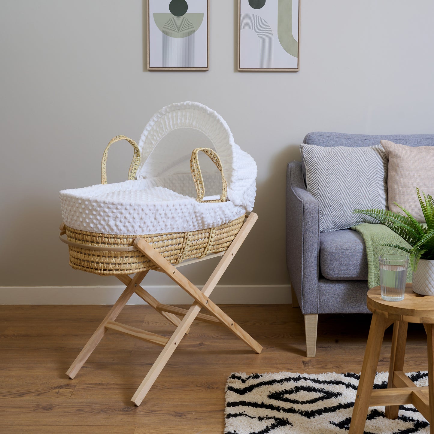 Clair de Lune White Dimple Palm Moses Basket