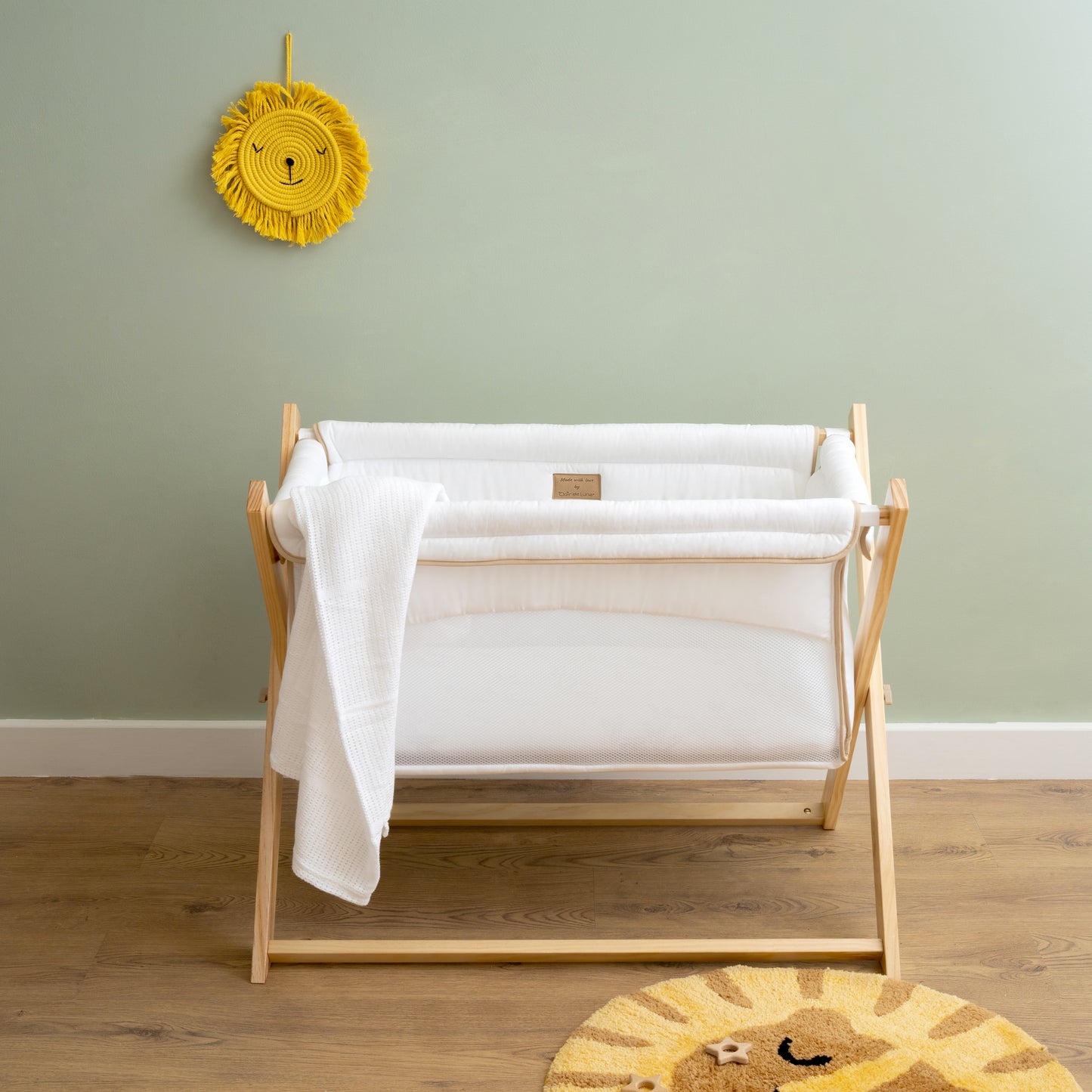 Clair de Lune White Organic Folding Crib