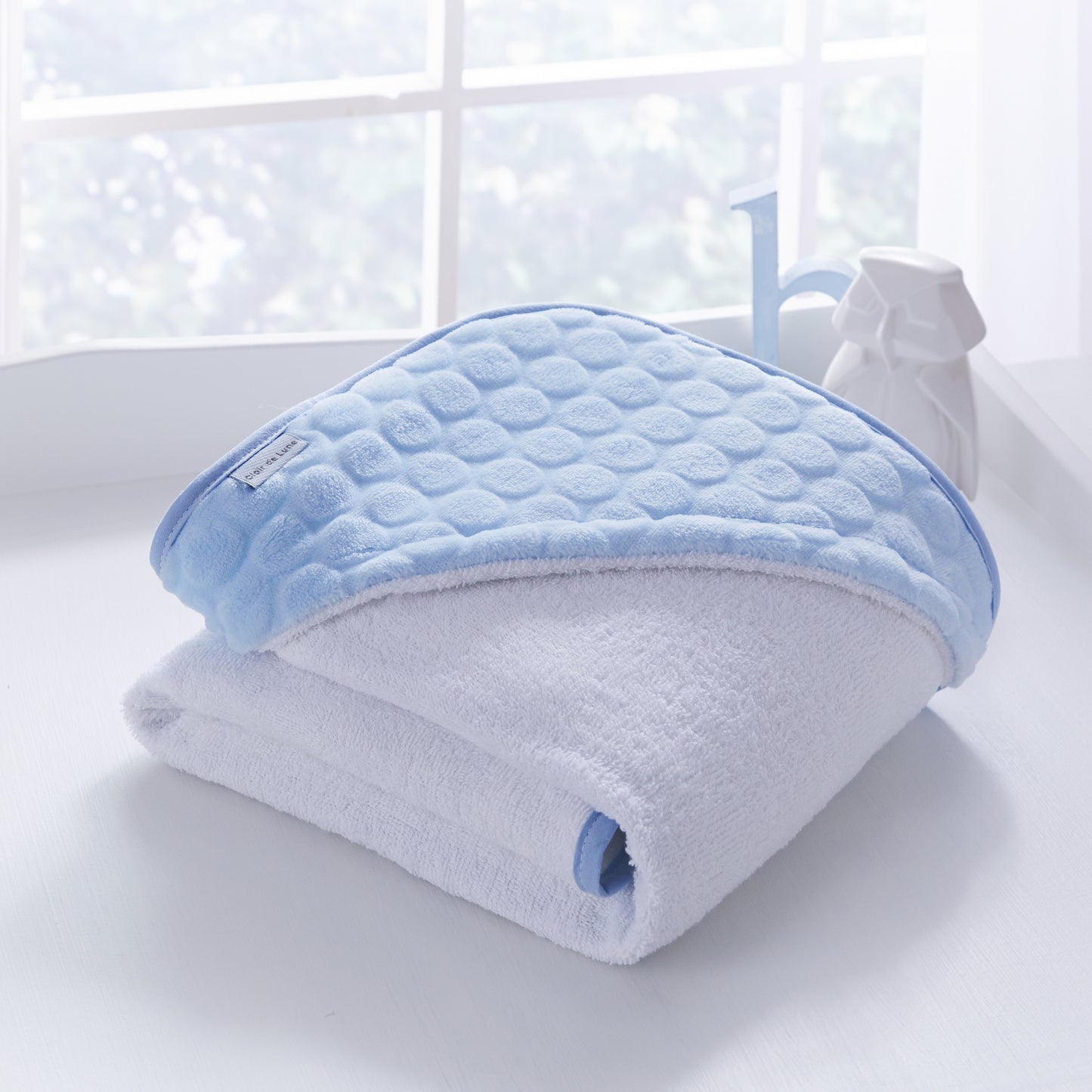 Clair de Lune Blue Marshmallow Hooded Towel