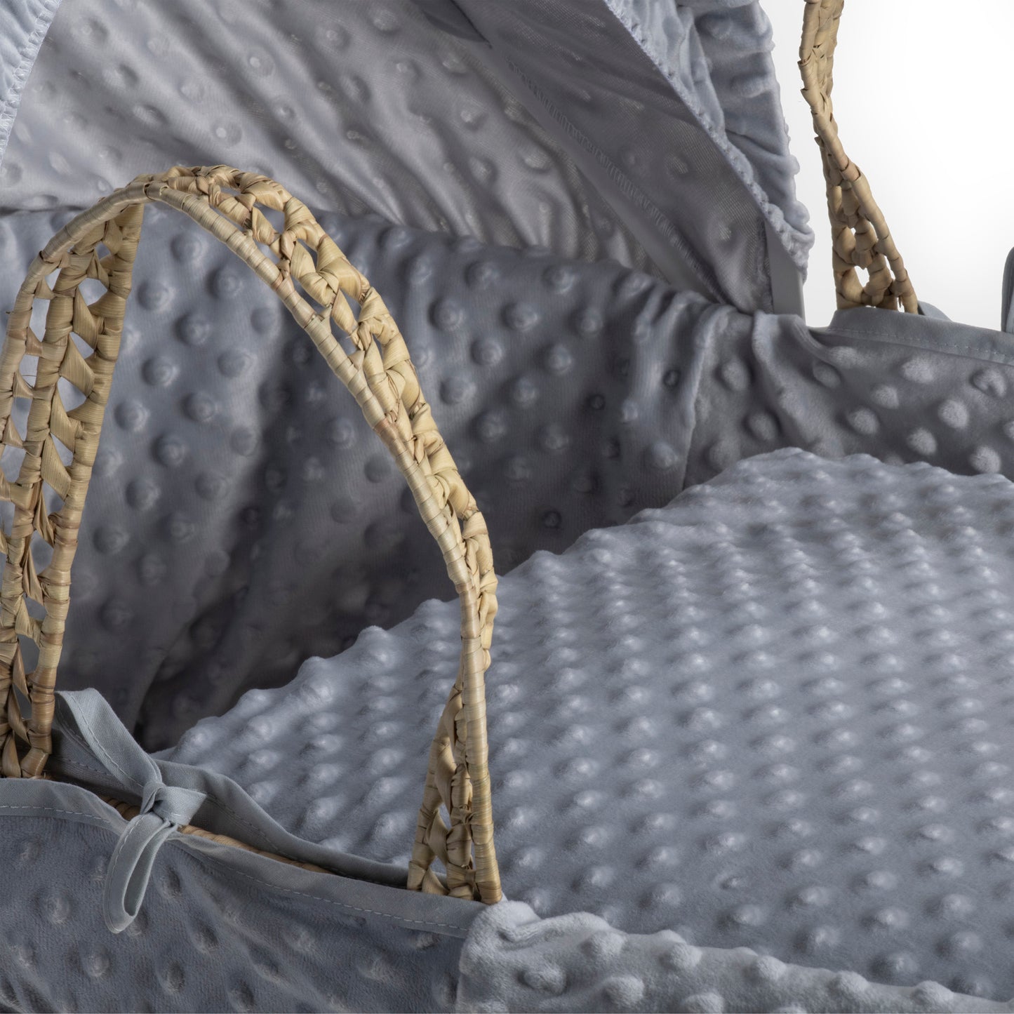 Clair de Lune Grey Dimple Palm Moses Basket