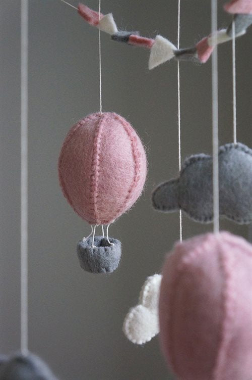Air Balloons Mobile - Pink